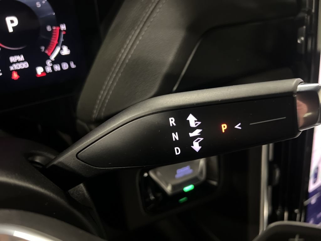 2025 GMC Yukon Denali - Photo 27