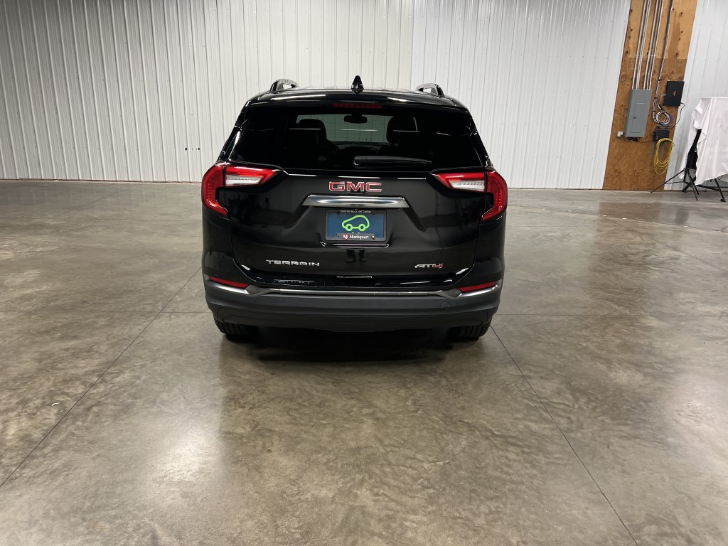 2023 GMC Terrain AT4 - Photo 8