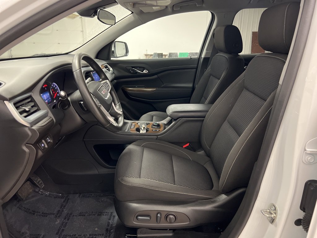 2023 GMC Acadia SLE - Photo 10