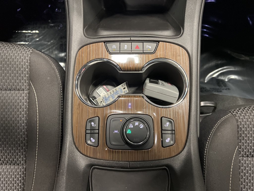 2023 GMC Acadia SLE - Photo 21