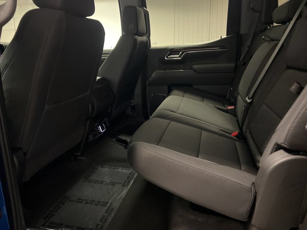2024 GMC Sierra 1500 Elevation - Photo 11