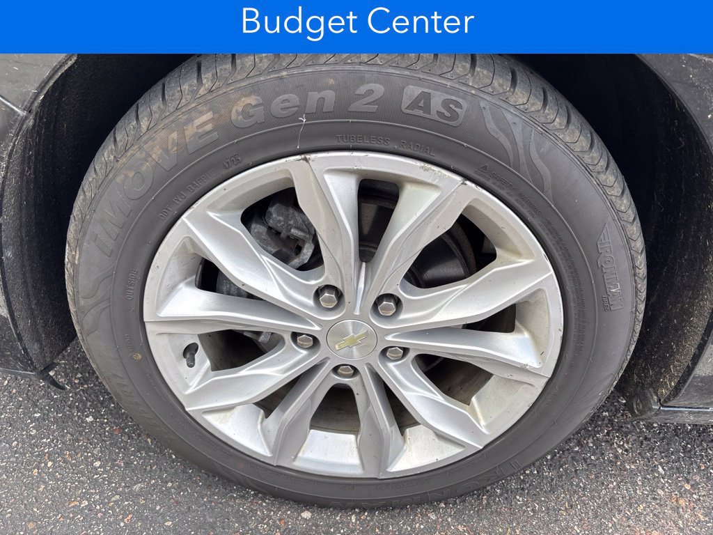 Used 2019 Chevrolet Malibu 1LT with VIN 1G1ZD5ST8KF186038 for sale in Chippewa Falls, WI