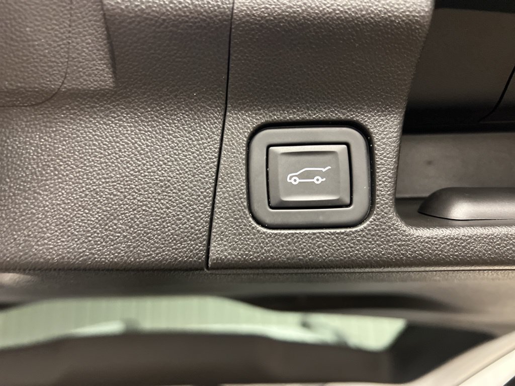 2023 GMC Acadia SLE - Photo 8