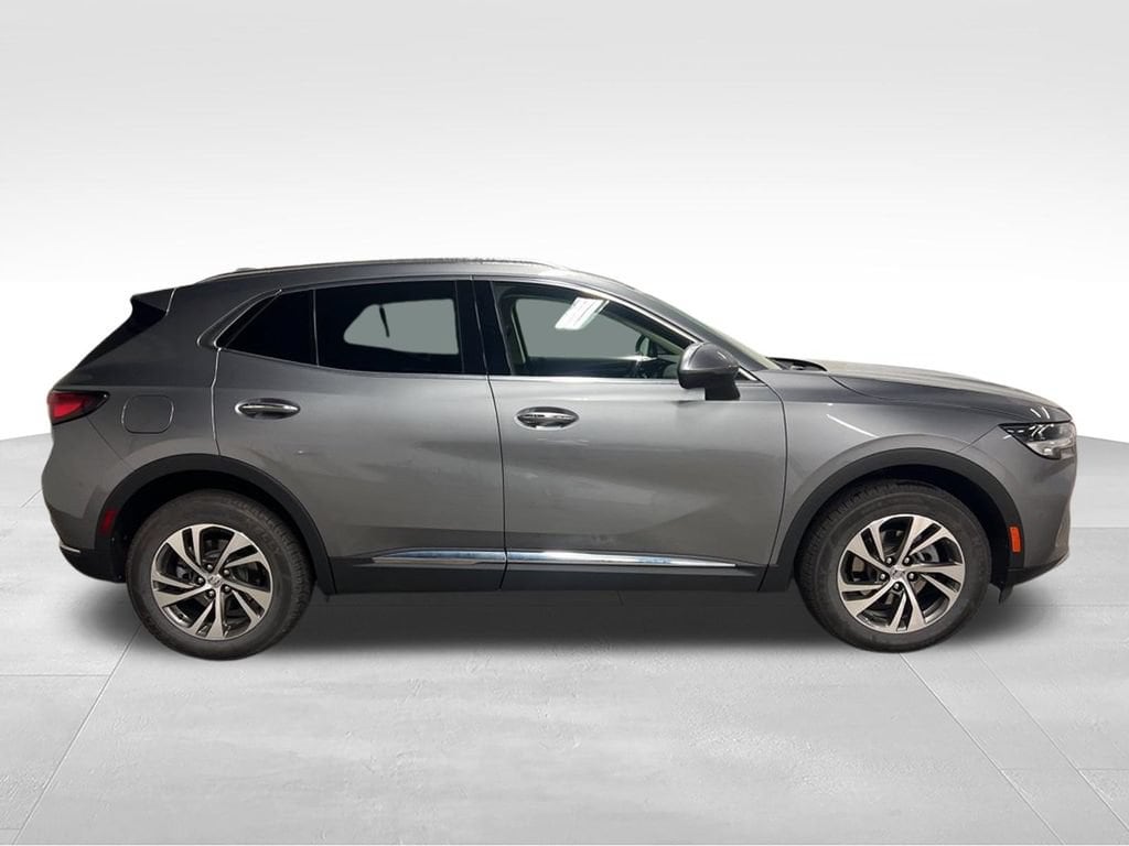 2022 Buick Envision Essence - Photo 2