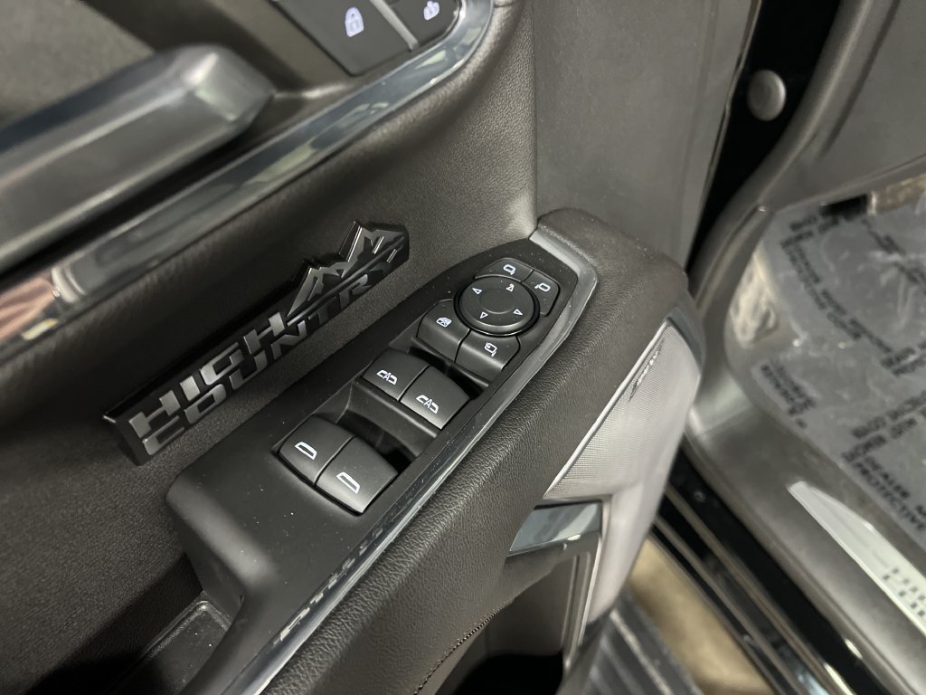 2024 Chevrolet Silverado 1500 High Country - Photo 15