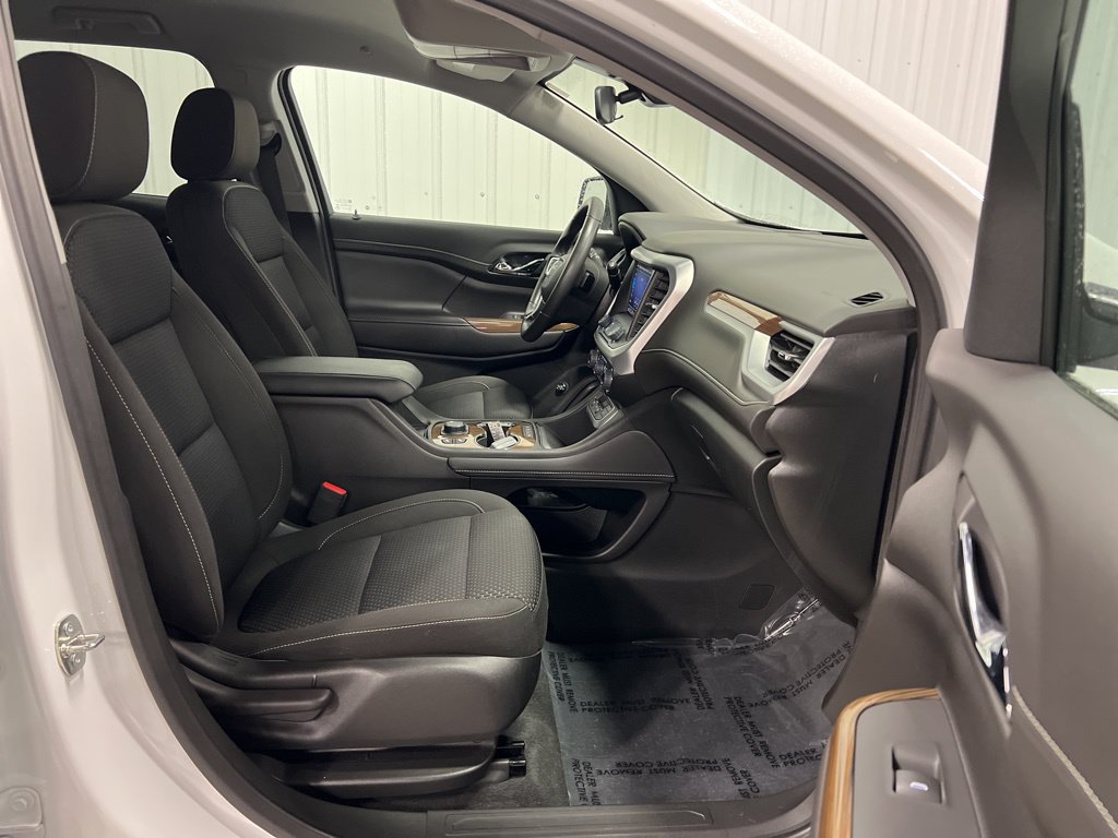 2023 GMC Acadia SLE - Photo 9