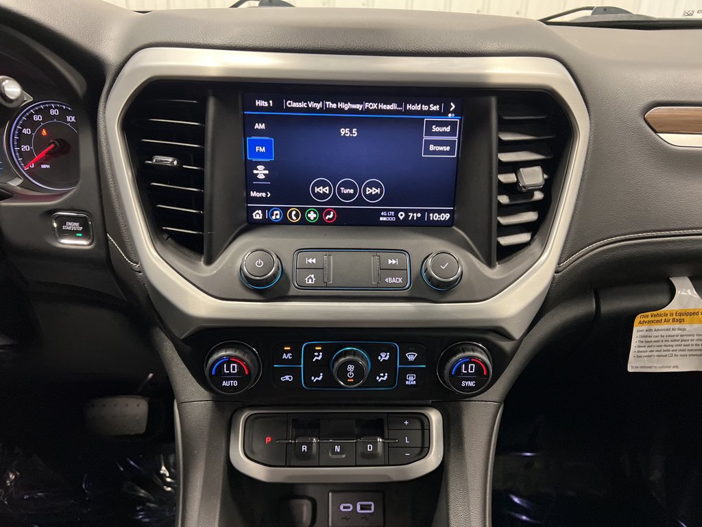 2023 GMC Acadia SLE - Photo 19