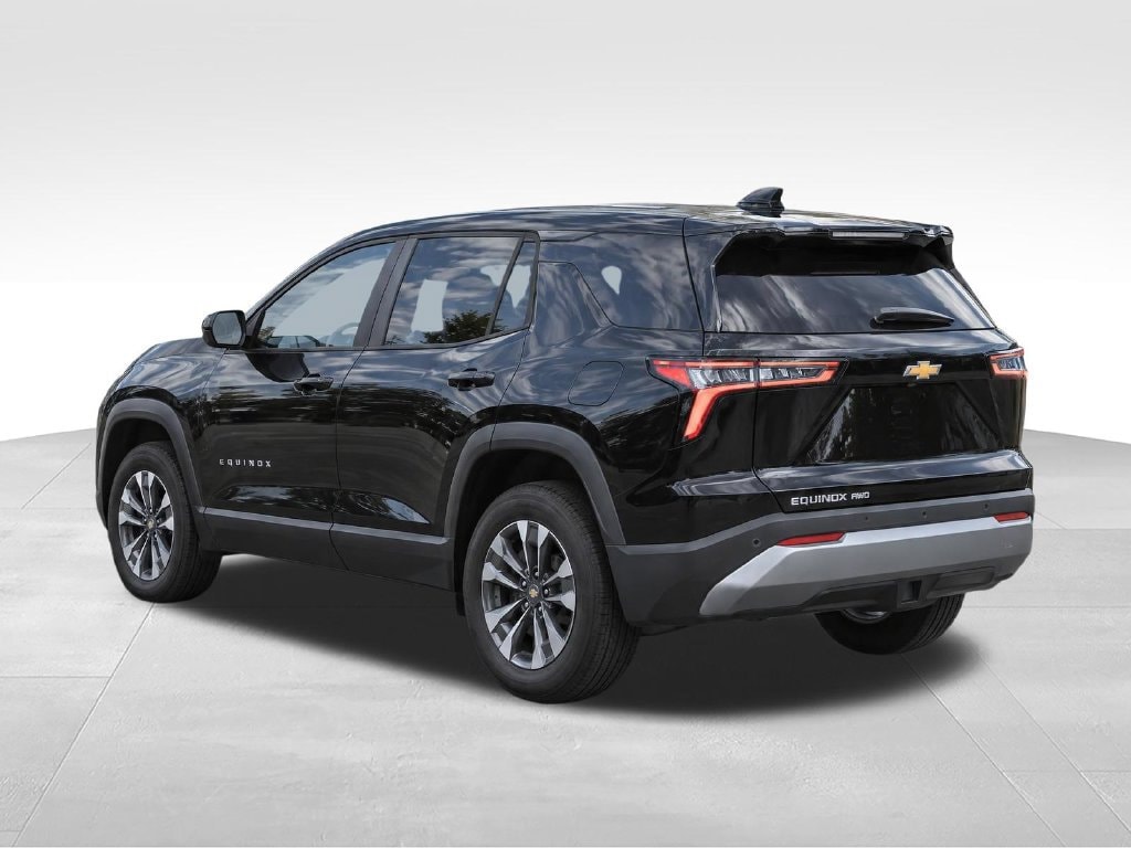 2026 Chevrolet Equinox LT - Photo 5