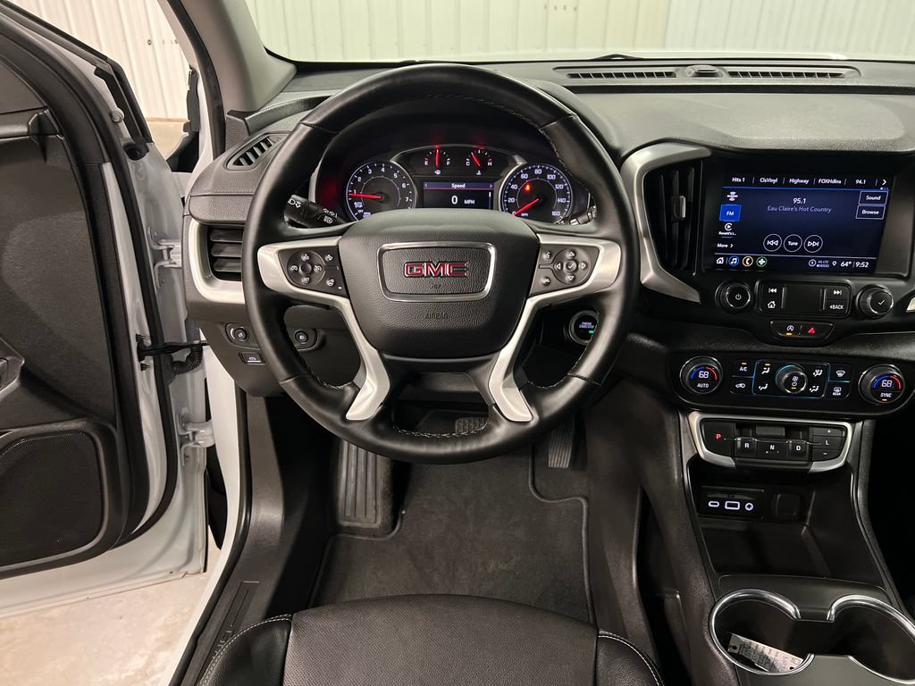 2023 GMC Terrain SLT - Photo 18