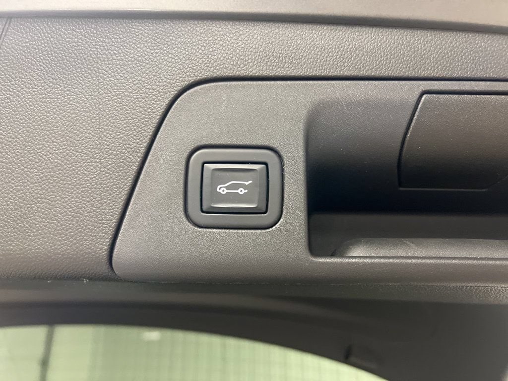 2022 Buick Envision Essence - Photo 8