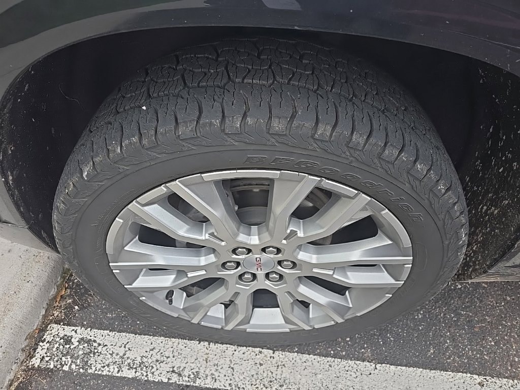 Used 2024 GMC Acadia Denali SUV