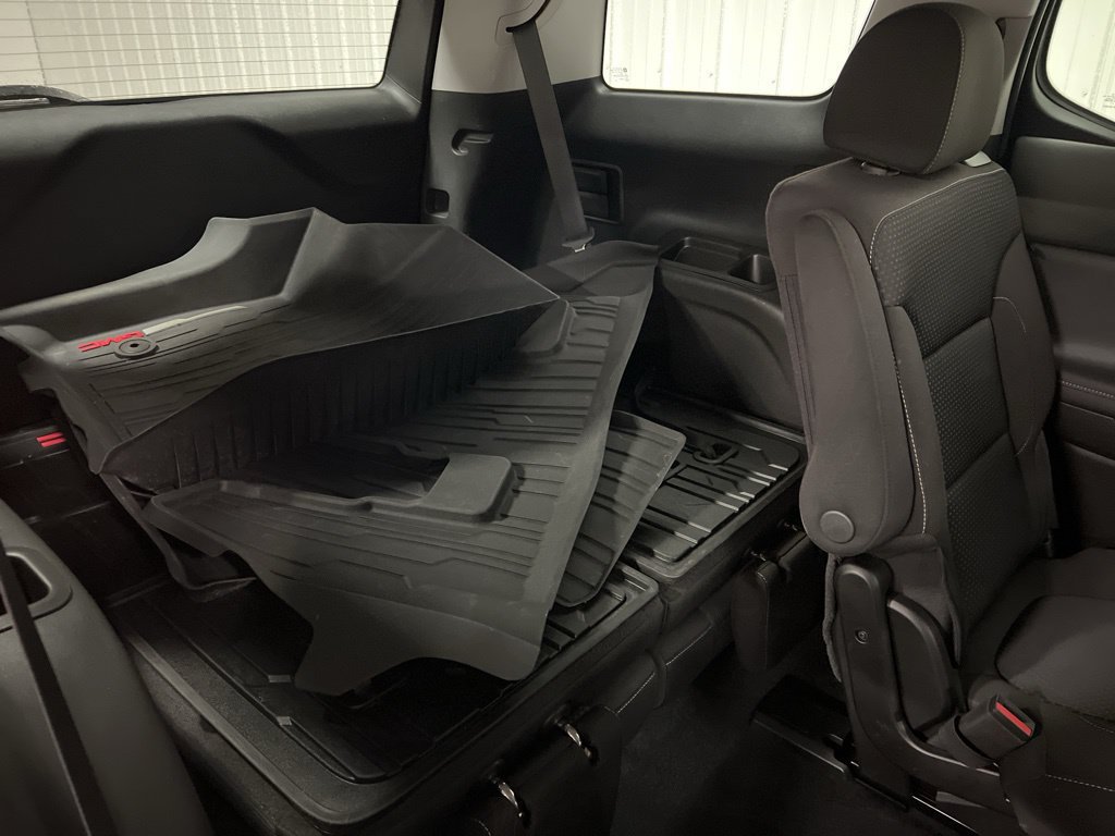 2023 GMC Acadia SLE - Photo 13