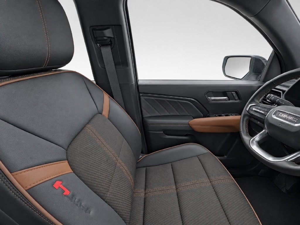 2024 GMC Canyon AT4 - Photo 11