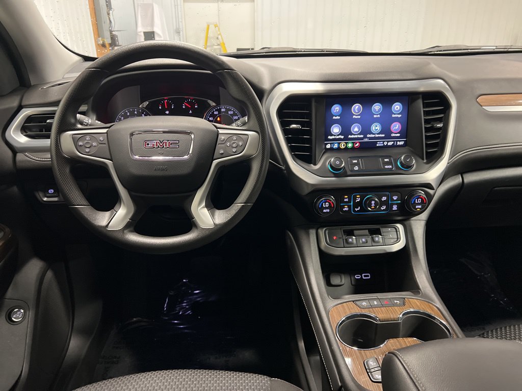 2023 GMC Acadia SLE - Photo 13