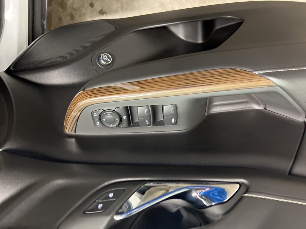 2023 GMC Acadia SLE - Photo 21