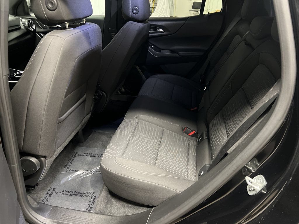 2025 Chevrolet Equinox LT - Photo 24