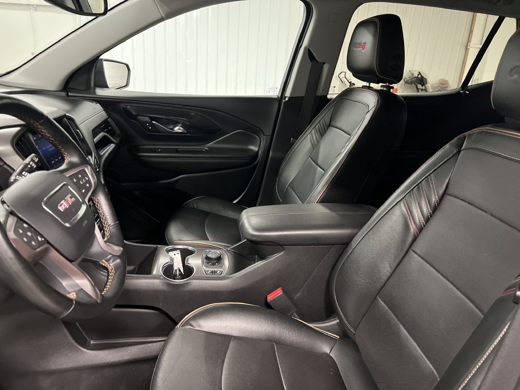 2023 GMC Terrain AT4 - Photo 13