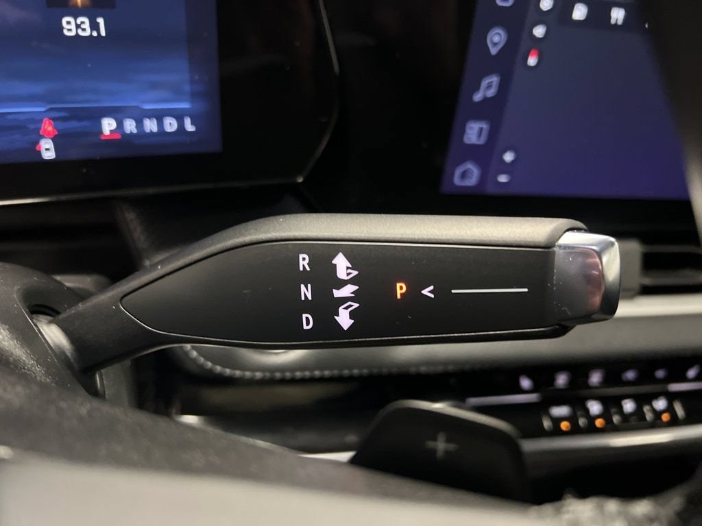 2025 Chevrolet Equinox LT - Photo 23