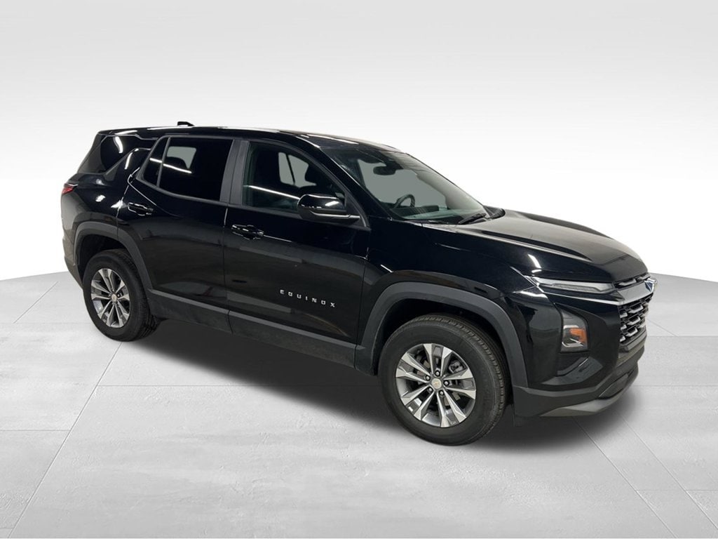 2025 Chevrolet Equinox LT - Photo 8