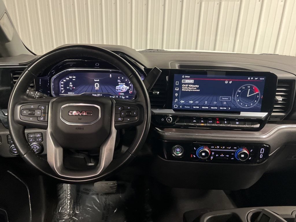 2024 GMC Sierra 1500 SLT - Photo 13