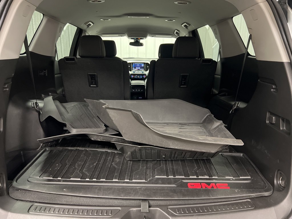 2023 GMC Acadia SLE - Photo 7