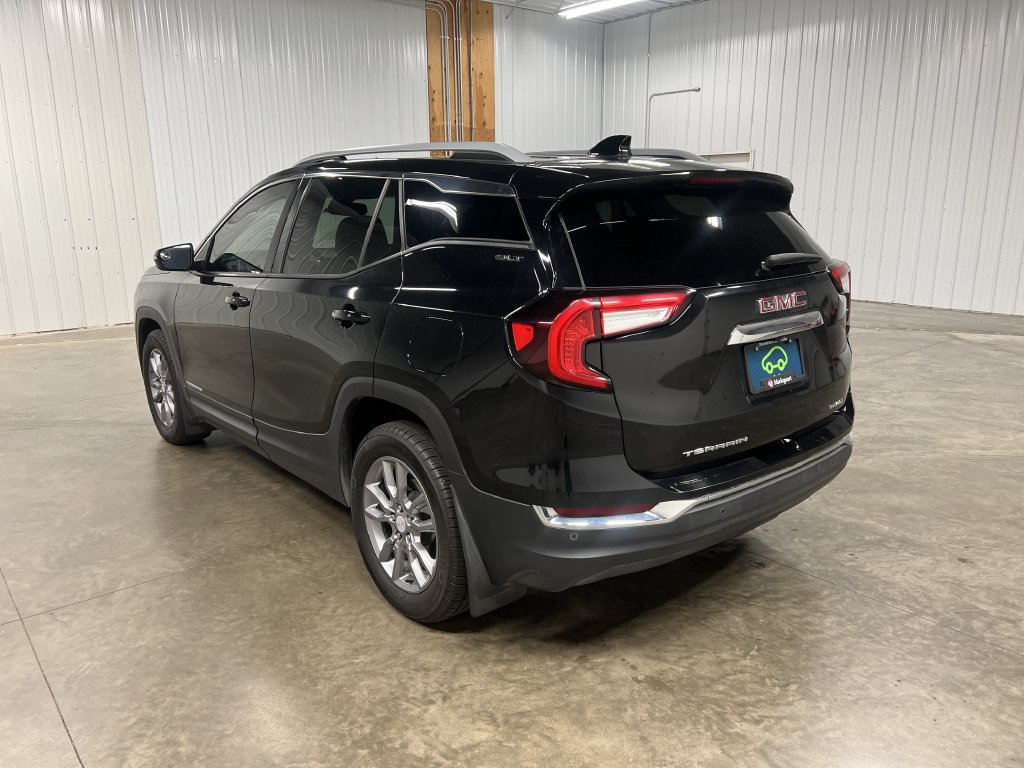 2023 GMC Terrain SLT - Photo 7