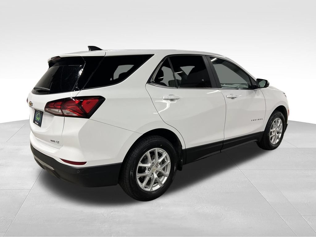 2024 Chevrolet Equinox LT - Photo 10