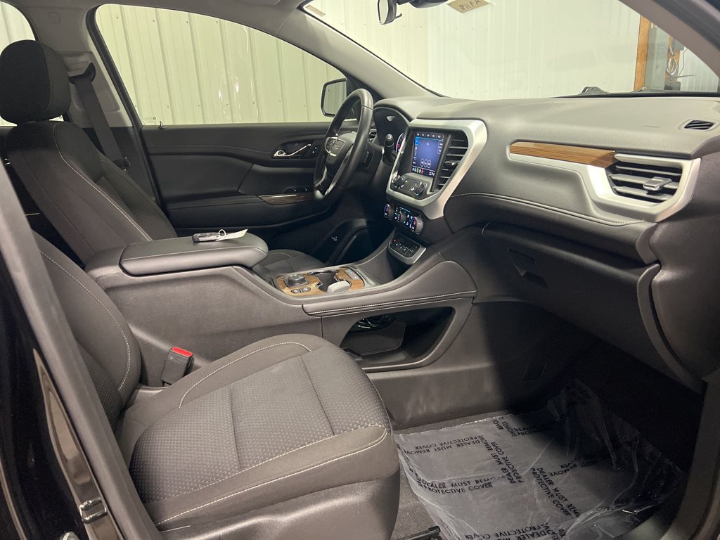 2023 GMC Acadia SLE - Photo 9