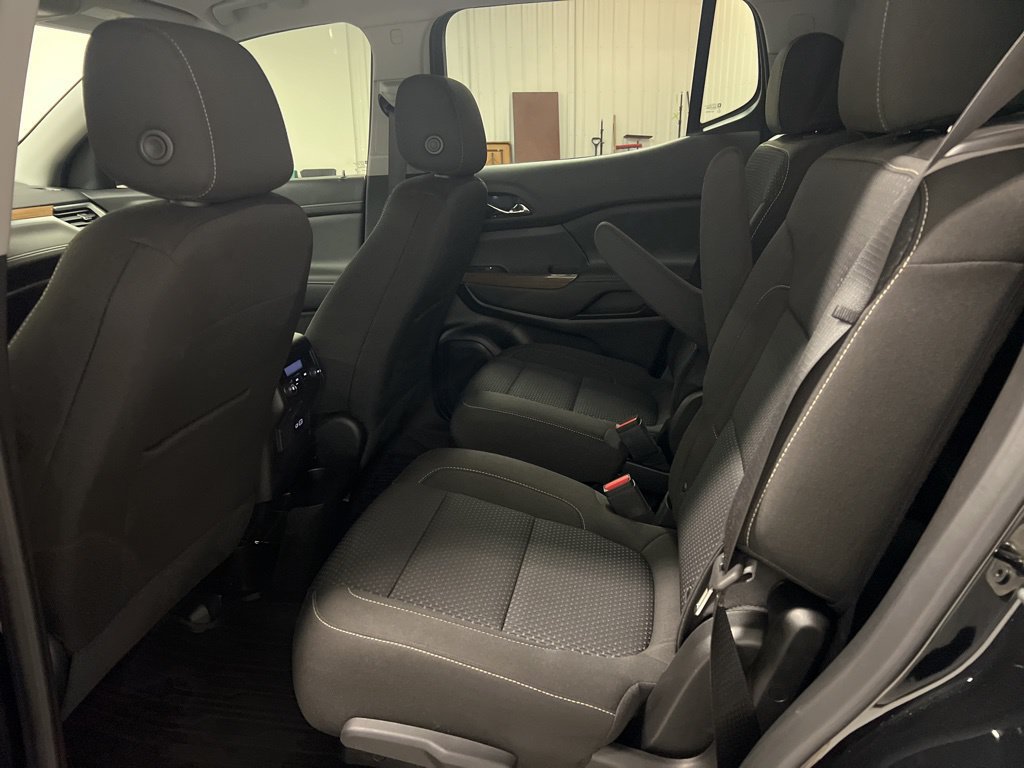 2023 GMC Acadia SLE - Photo 11