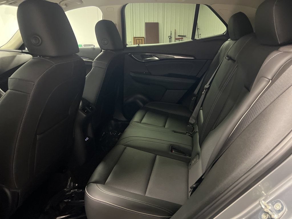 2022 Buick Envision Essence - Photo 11