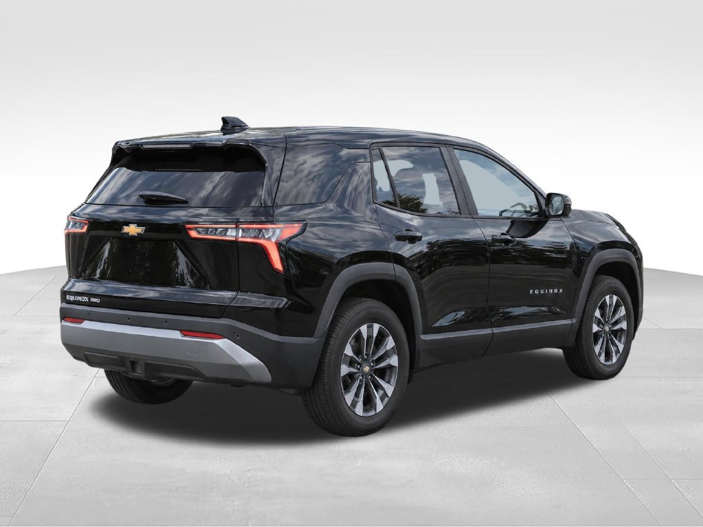 2026 Chevrolet Equinox LT - Photo 4