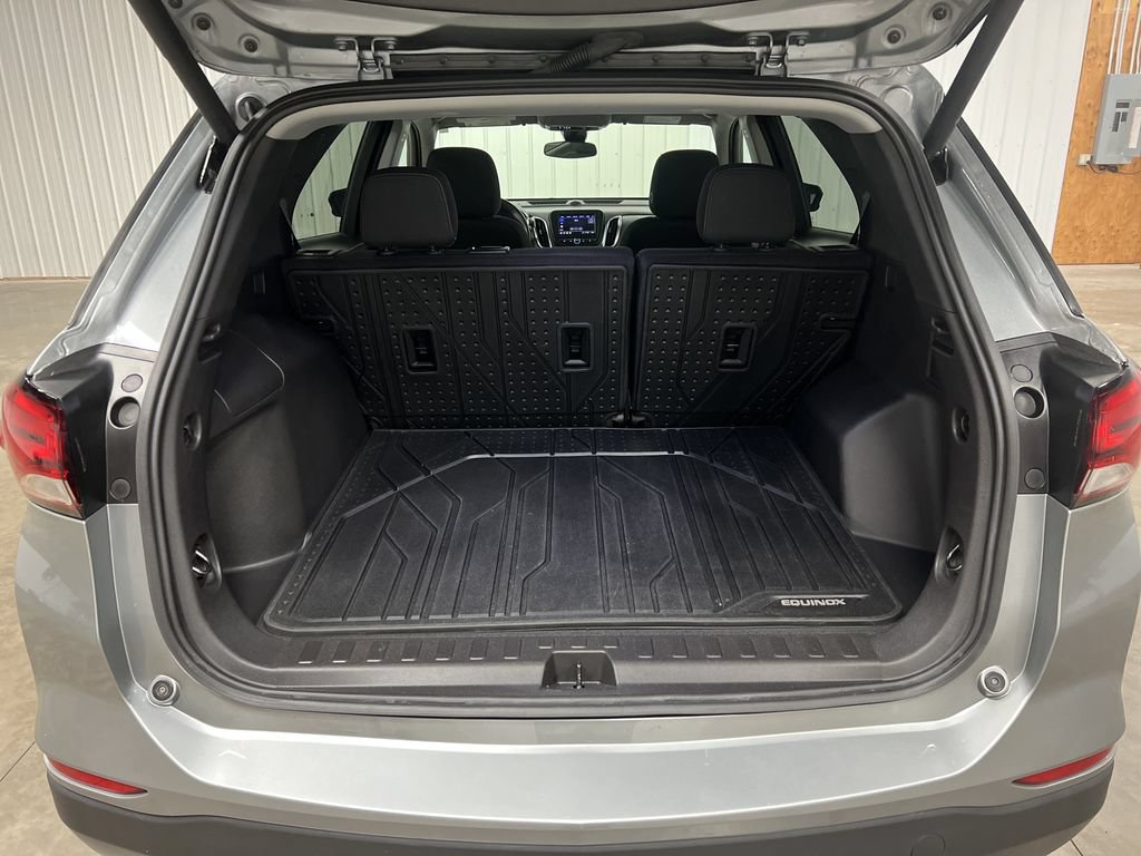 2024 Chevrolet Equinox LT - Photo 12