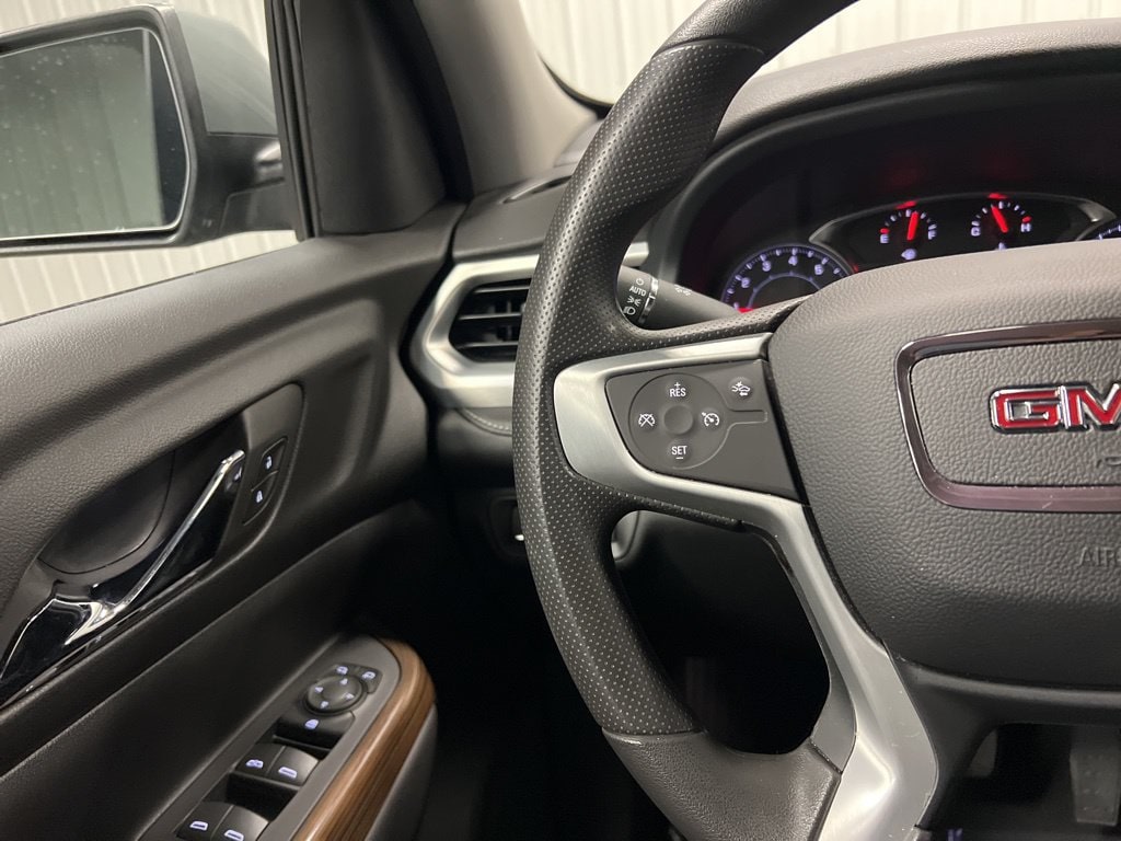 2023 GMC Acadia SLE - Photo 16