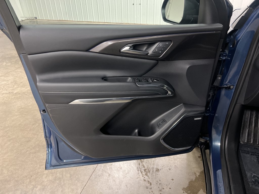 2026 Chevrolet Traverse High Country - Photo 15