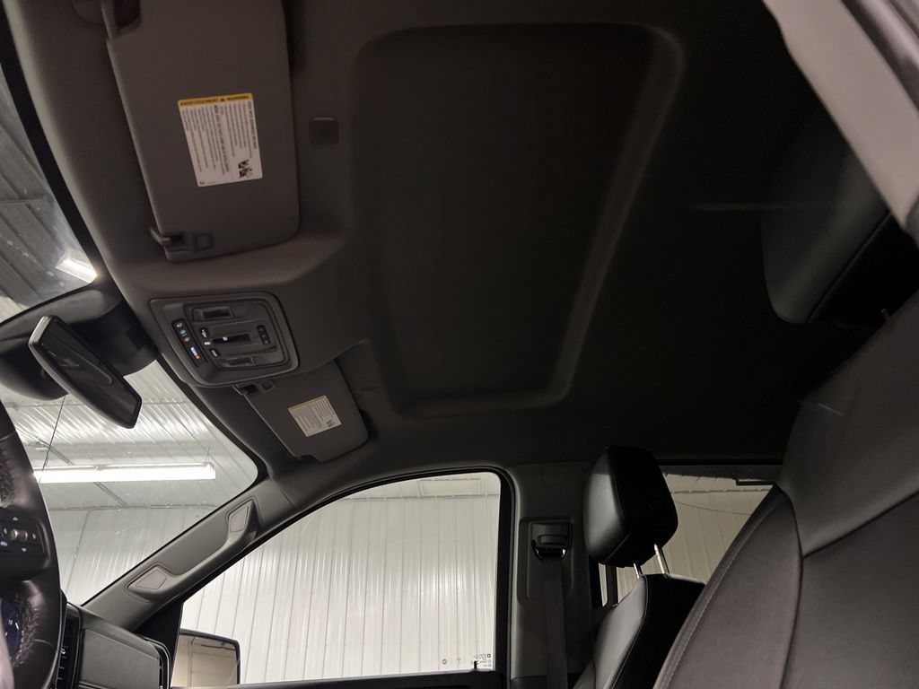 2024 GMC Sierra 1500 SLT - Photo 27
