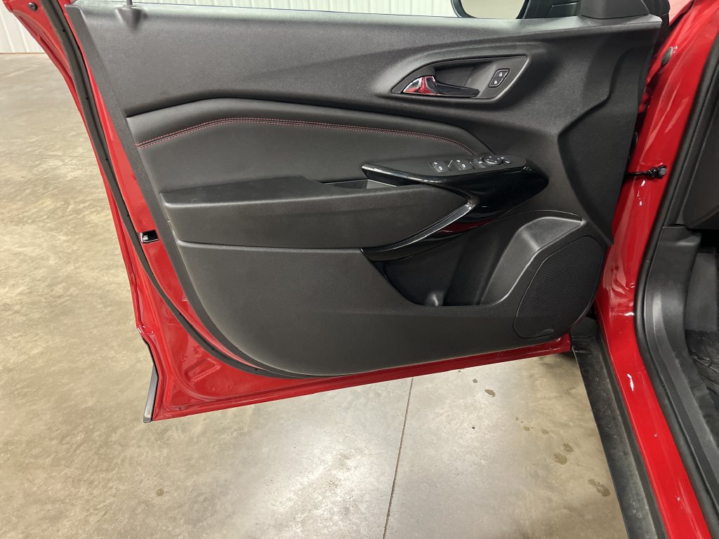 2026 Chevrolet Trax RS - Photo 16