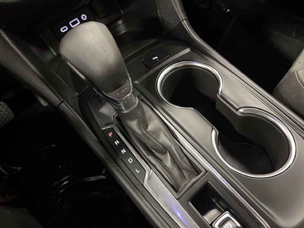 2024 Chevrolet Equinox LT - Photo 22