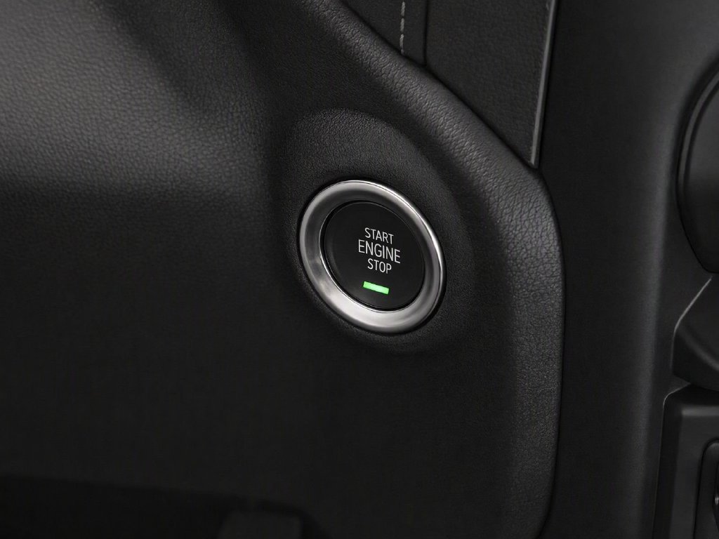 2021 Chevrolet Silverado 1500 RST - Photo 13