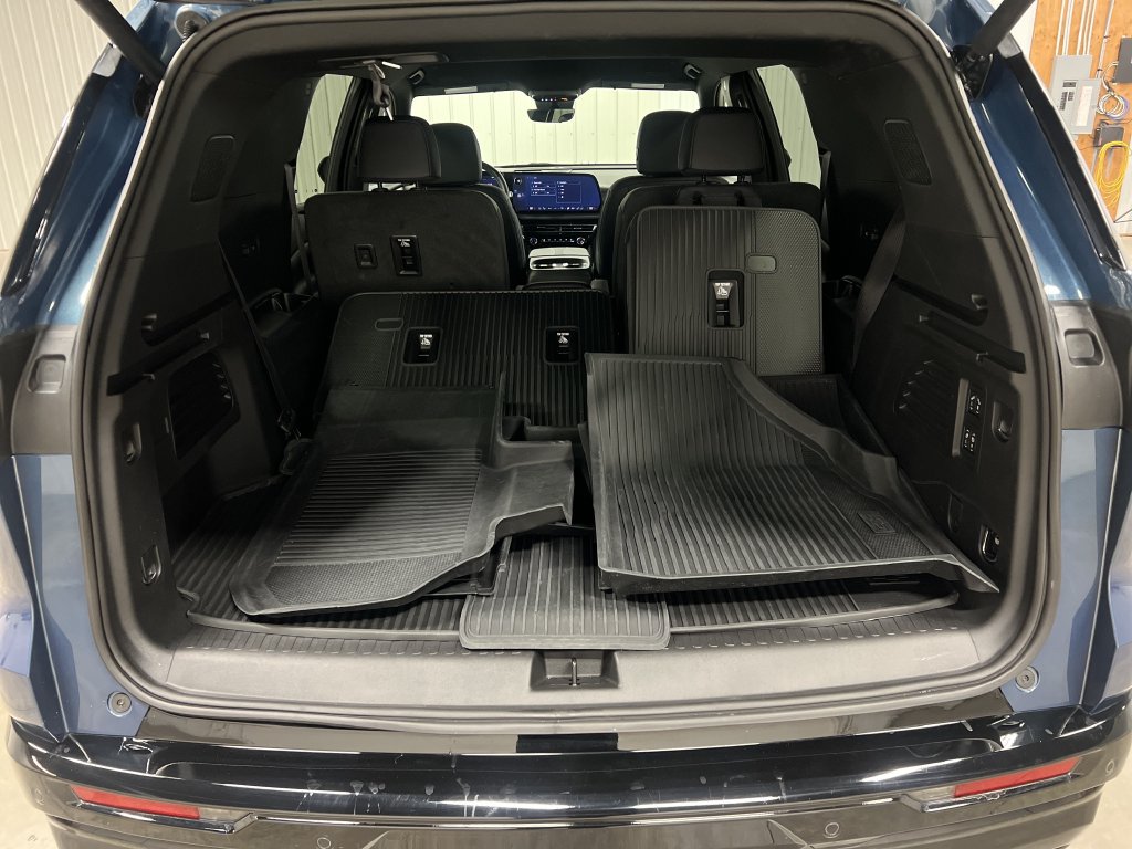 2026 Chevrolet Traverse High Country - Photo 12
