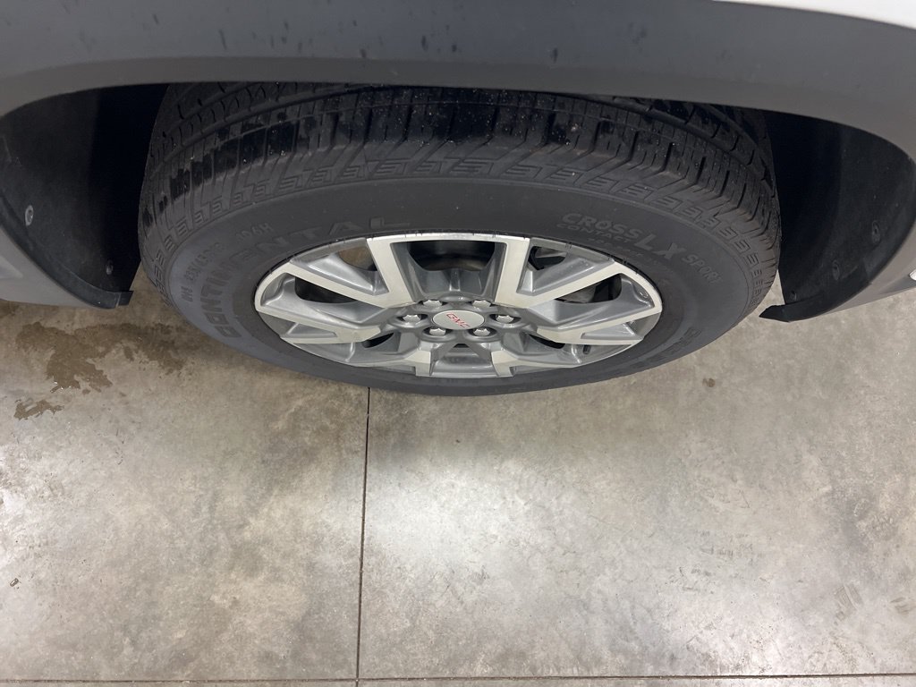 2023 GMC Acadia SLE - Photo 22