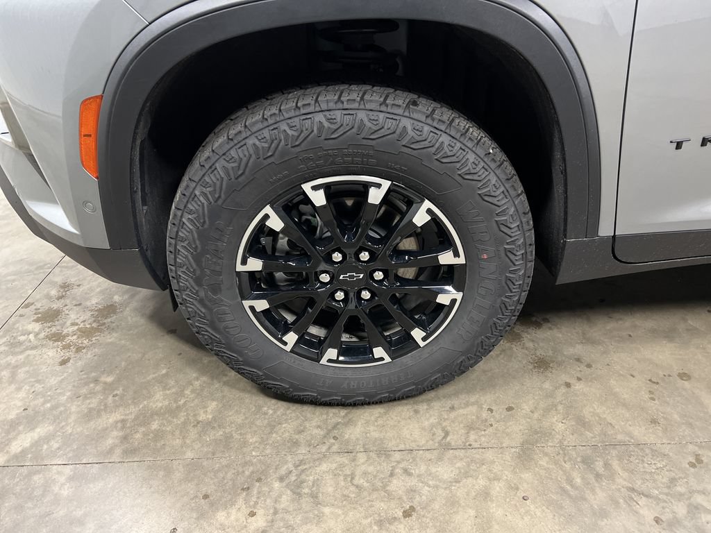 2026 Chevrolet Traverse Z71 - Photo 10