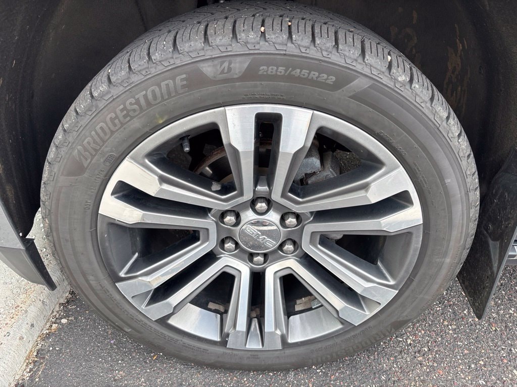 Used 2019 GMC Yukon XL Denali SUV