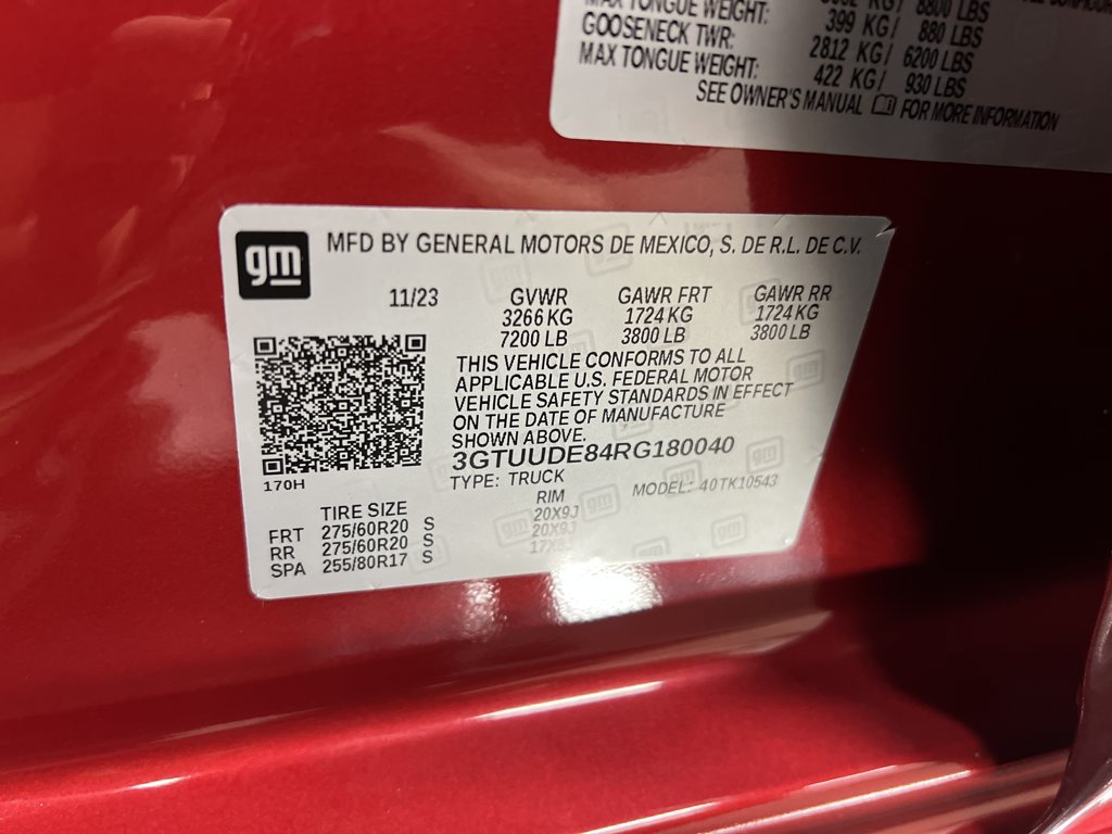 2024 GMC Sierra 1500 SLT - Photo 28