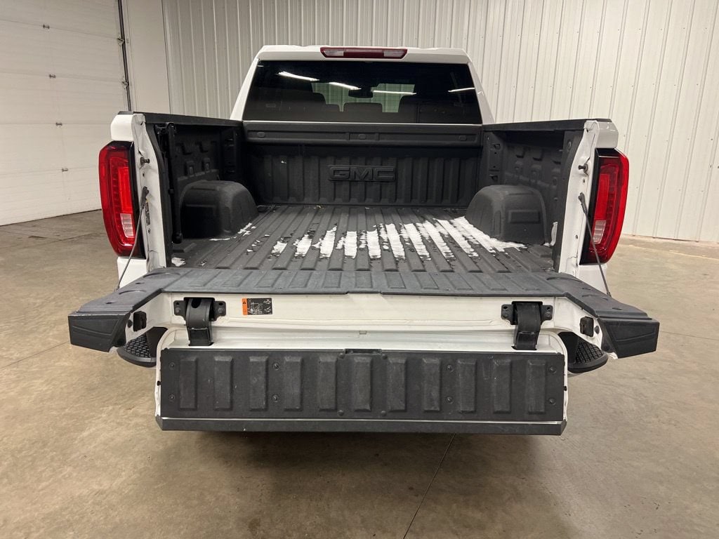 2024 GMC Sierra 1500 SLT - Photo 7
