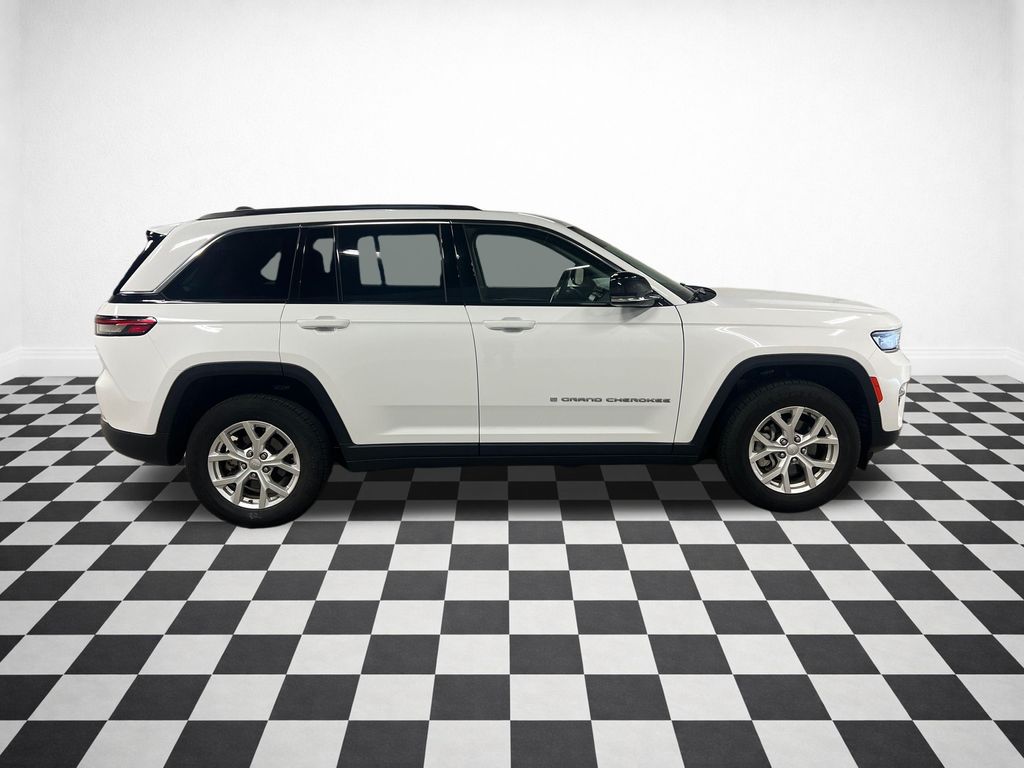 Used 2023 Jeep Grand Cherokee Limited SUV