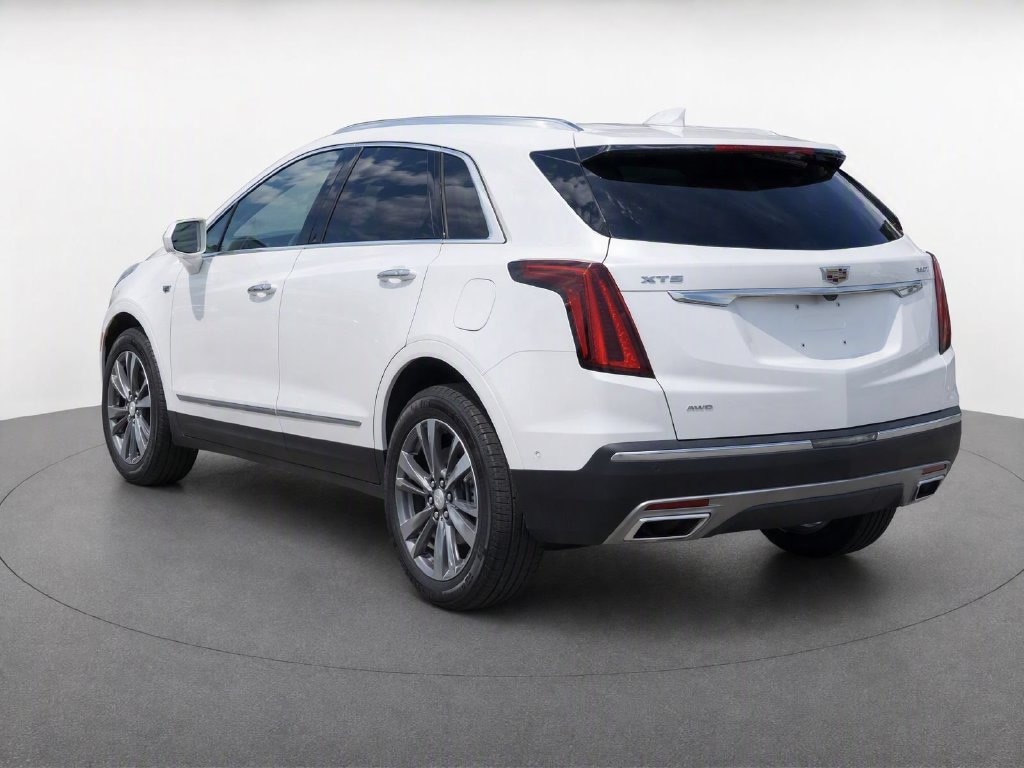 New 2026 CADILLAC XT5 Premium Luxury SUV
