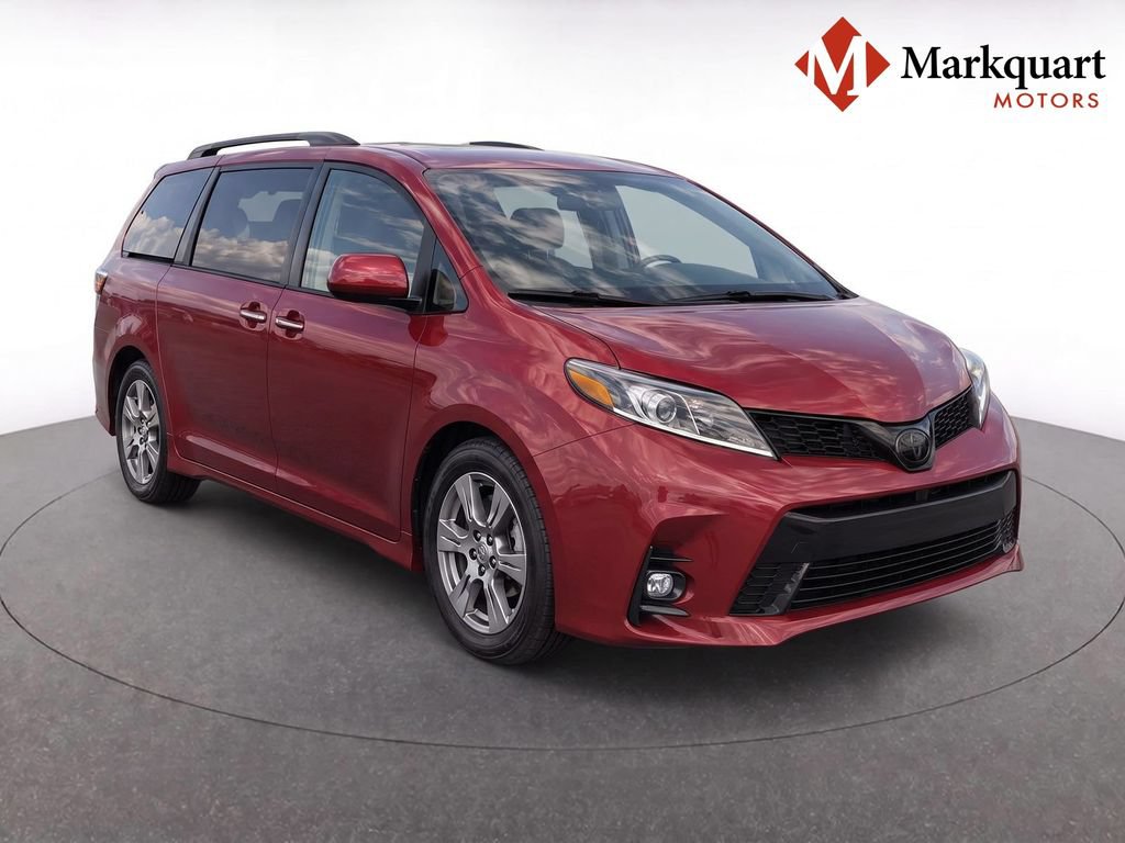 Used 2018 Toyota Sienna SE Premium 8 Passenger Minivan