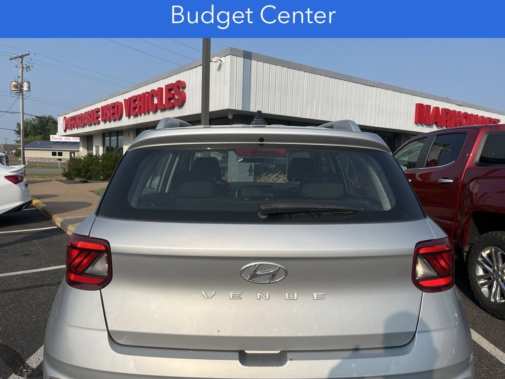 Used 2022 Hyundai Venue SEL SUV