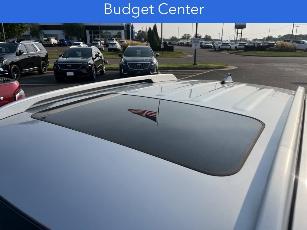 Used 2022 Hyundai Venue SEL SUV