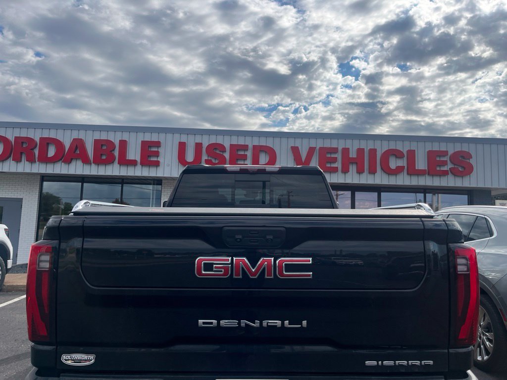 Used 2024 GMC Sierra 2500 HD Denali Truck